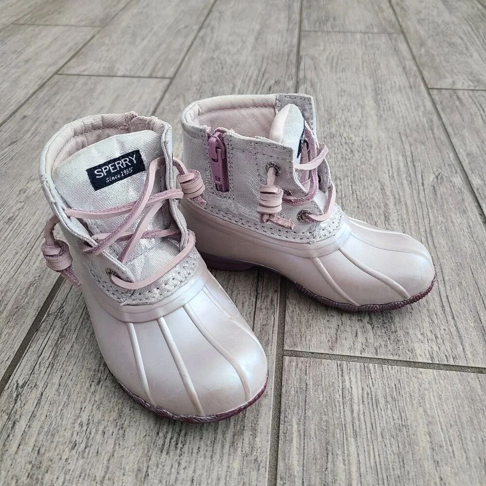 Sperry Saltwater duck boots blush pink little girls 8M